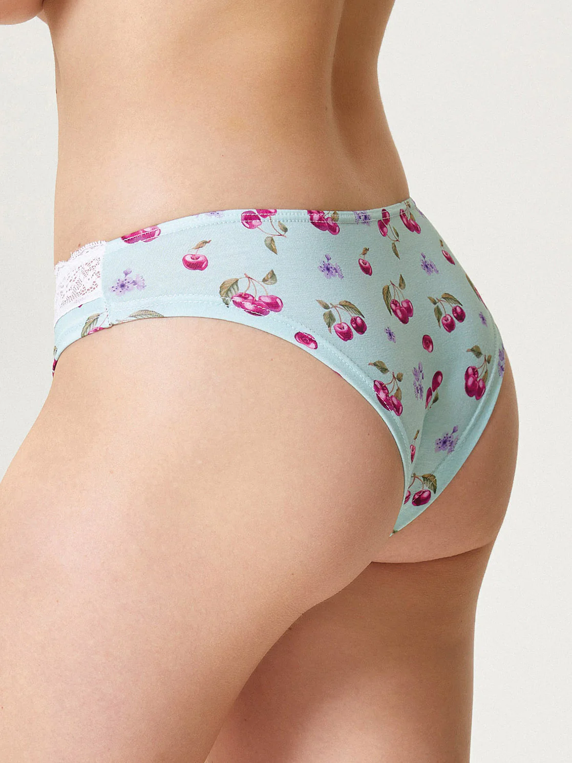 Brasiliana fantasia ciliegie con pizzo serie Gioia